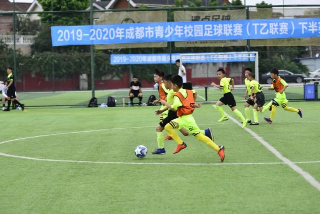 韦德：詹姆斯14年准备回家时我100%支持他 他需要在骑士夺冠